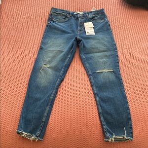 BNWT Zara high rise skinny jeans. Sz 10